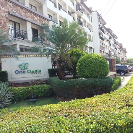 One Oasis A9 At The Back Of Sm Mall Davao Stadt Exterior foto